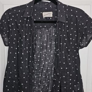 Universal Thread Dark Grey Polka Dot Button Down Shirt